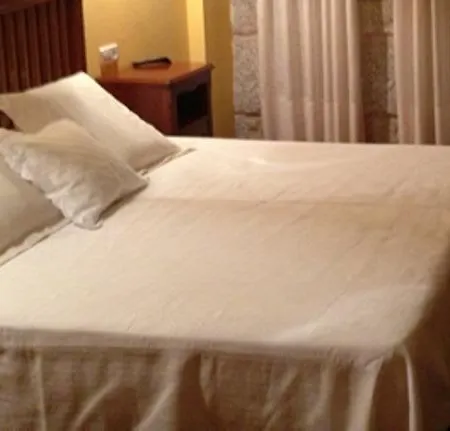 Pazo Carballo Hotel *